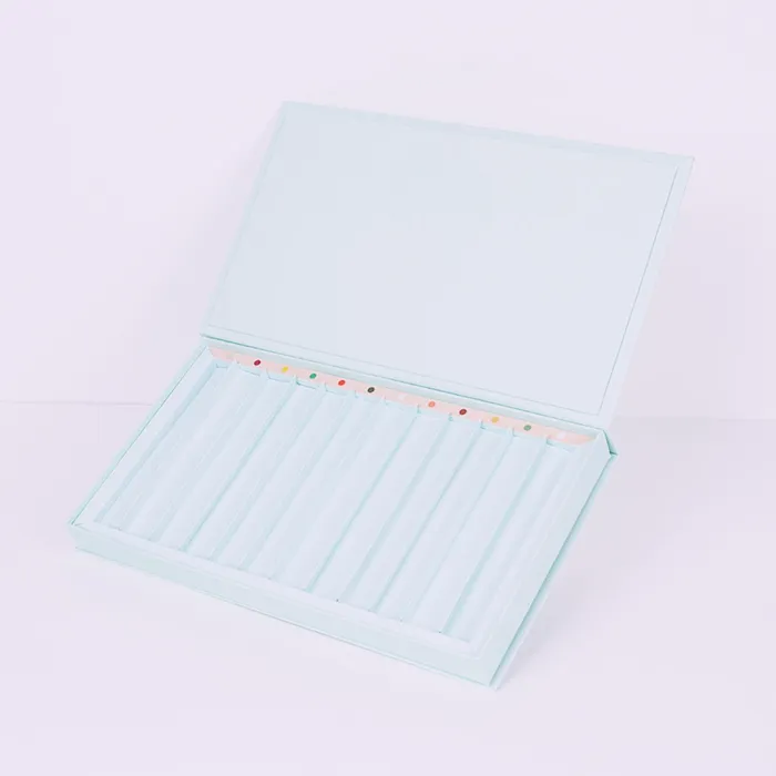 စာအုပ်ပုံစံသေတ္တာများ